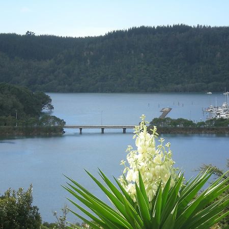 Whangamata Vistas B&B Екстер'єр фото