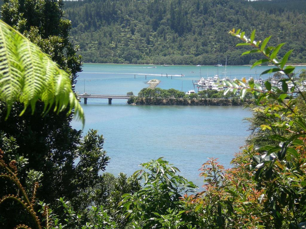 Whangamata Vistas B&B Екстер'єр фото
