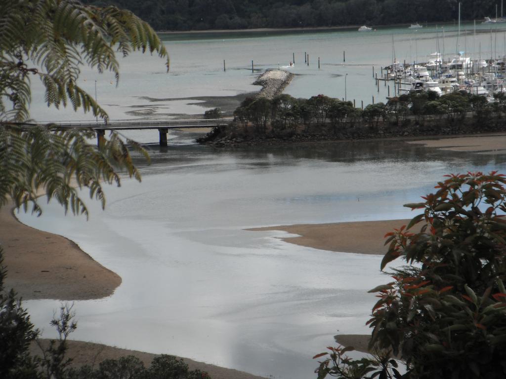 Whangamata Vistas B&B Екстер'єр фото