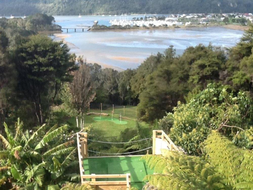 Whangamata Vistas B&B Екстер'єр фото