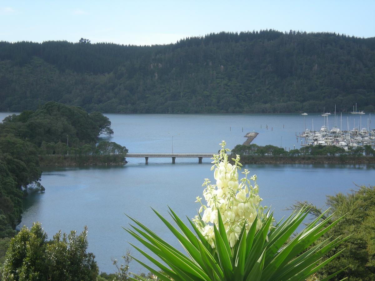 Whangamata Vistas B&B Екстер'єр фото