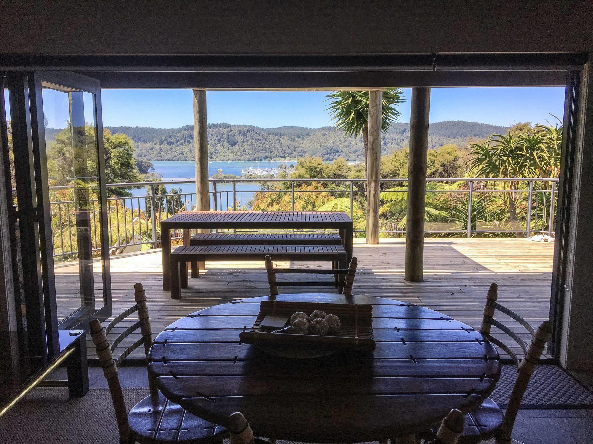 Whangamata Vistas B&B Екстер'єр фото