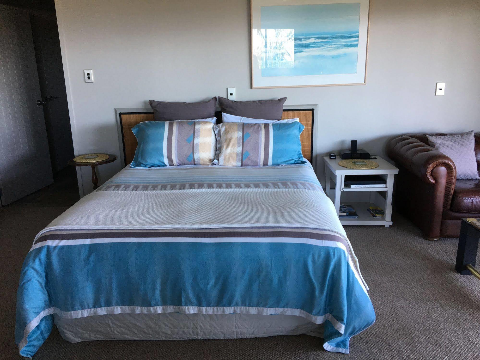 Whangamata Vistas B&B Екстер'єр фото