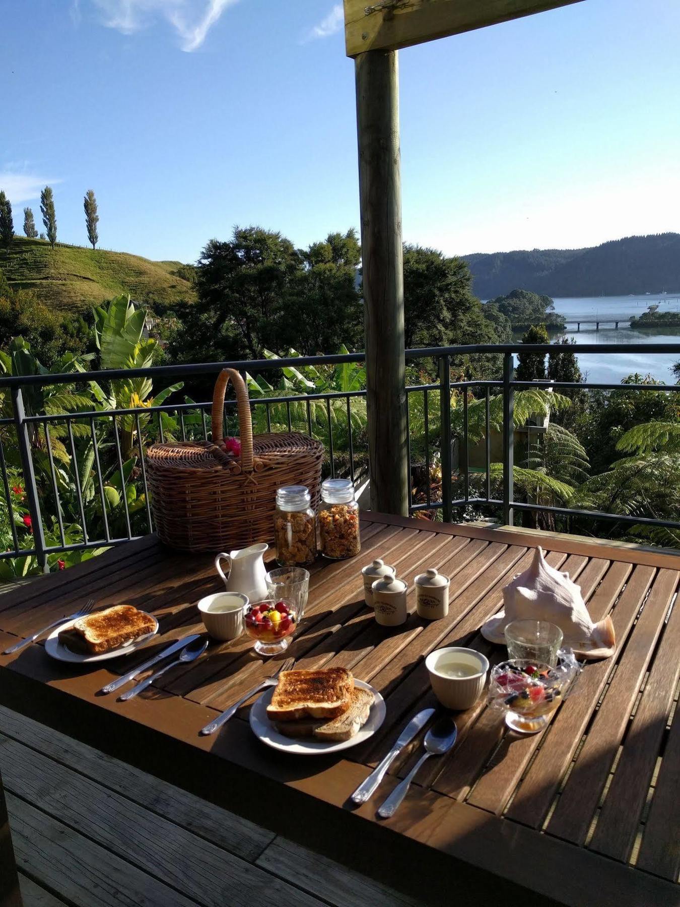 Whangamata Vistas B&B Екстер'єр фото